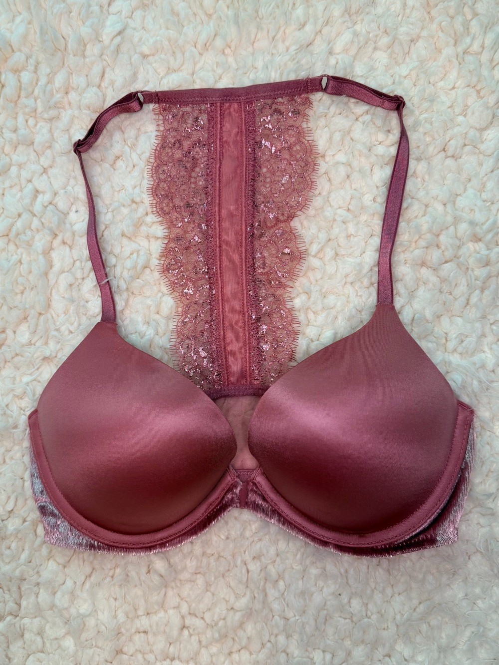 Victoria’s Secret Bombshell Plunge Bra 32C Rose Lace Velvet Racerback Front